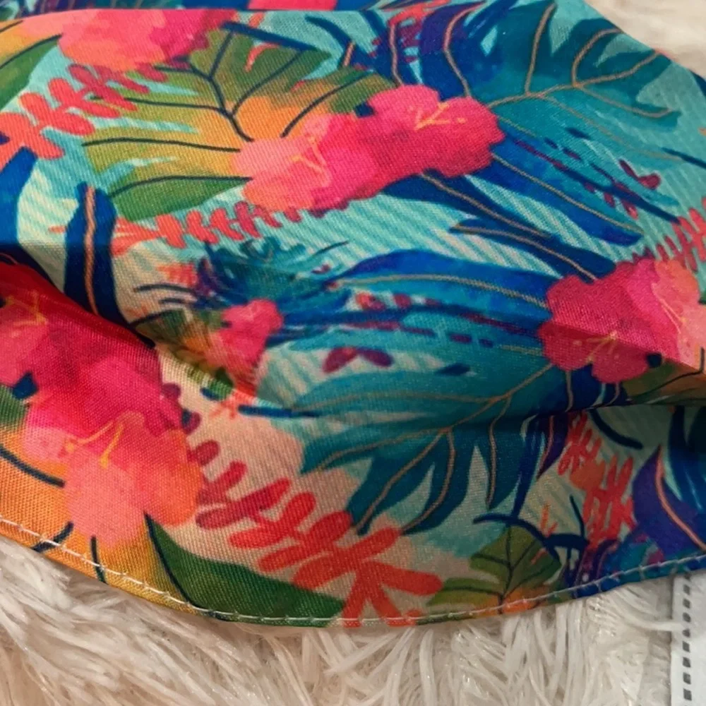 New tropical face mask
